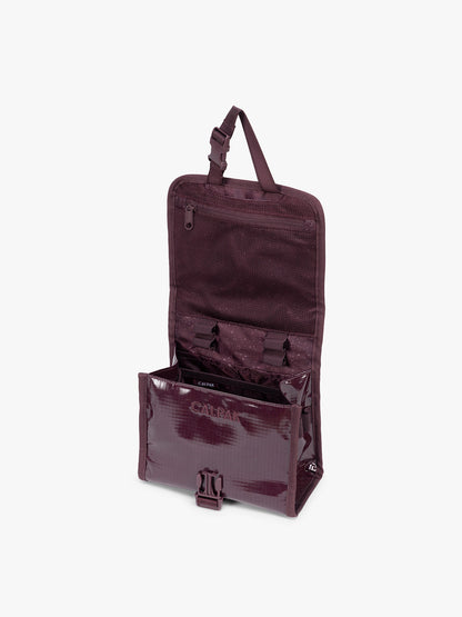 Terra Hanging Toiletry Bag